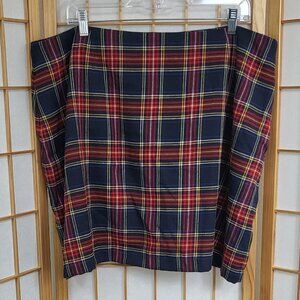 City Chic red and navy blue plaid short skirt EUC size 18